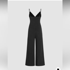 Black wide leg jumpsuit never been worn size large